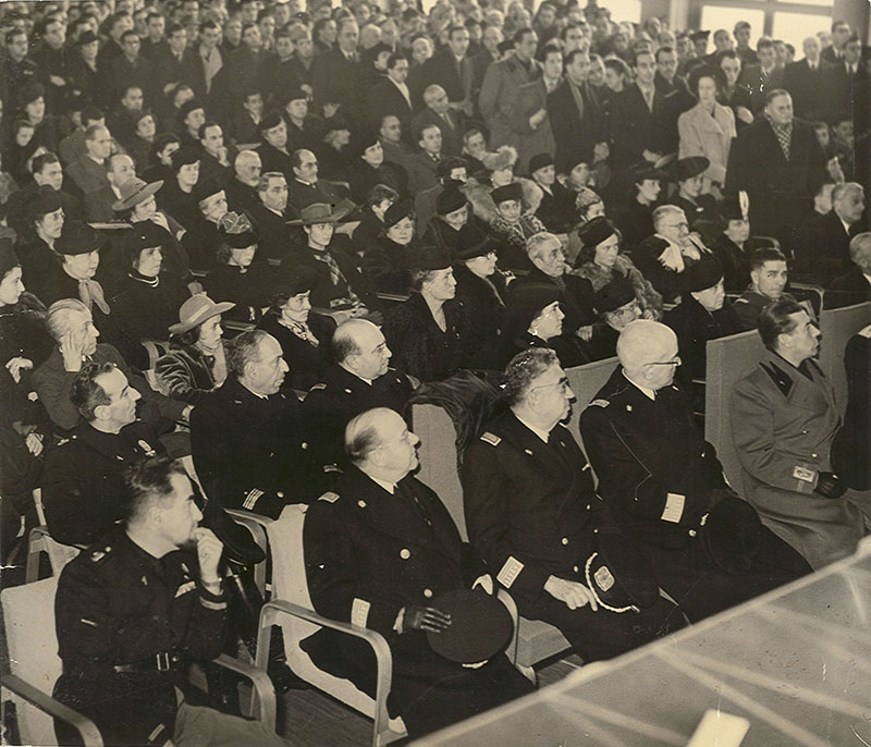 18_19421221_cd107_ise01_04_09_web 18_19421221_cd107_ise01_04_09_web