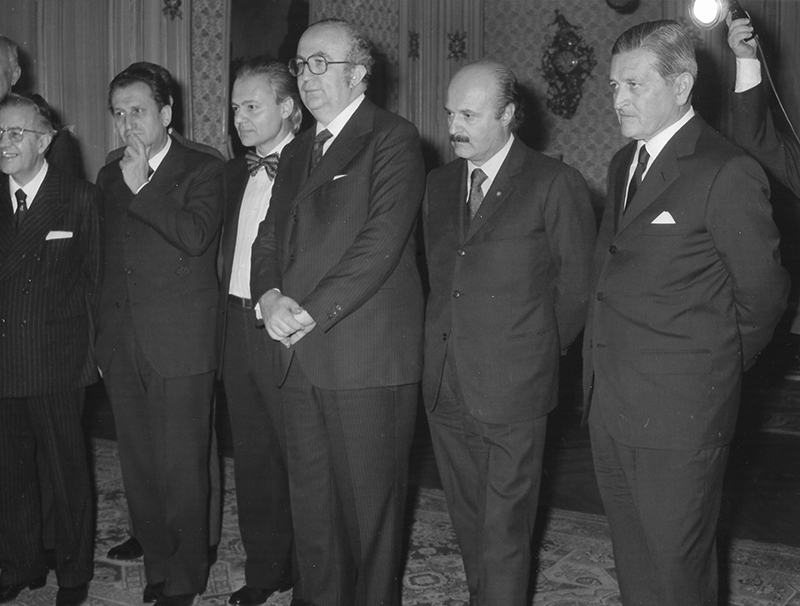 Innocenzo Gasparini, Mario Pedini, Gianguido Scalfi, Giovanni Spadolini, Roberto Calvi, Emanuele Dubini Innocenzo Gasparini, Mario Pedini, Gianguido Scalfi, Giovanni Spadolini, Roberto Calvi, Emanuele Dubini
